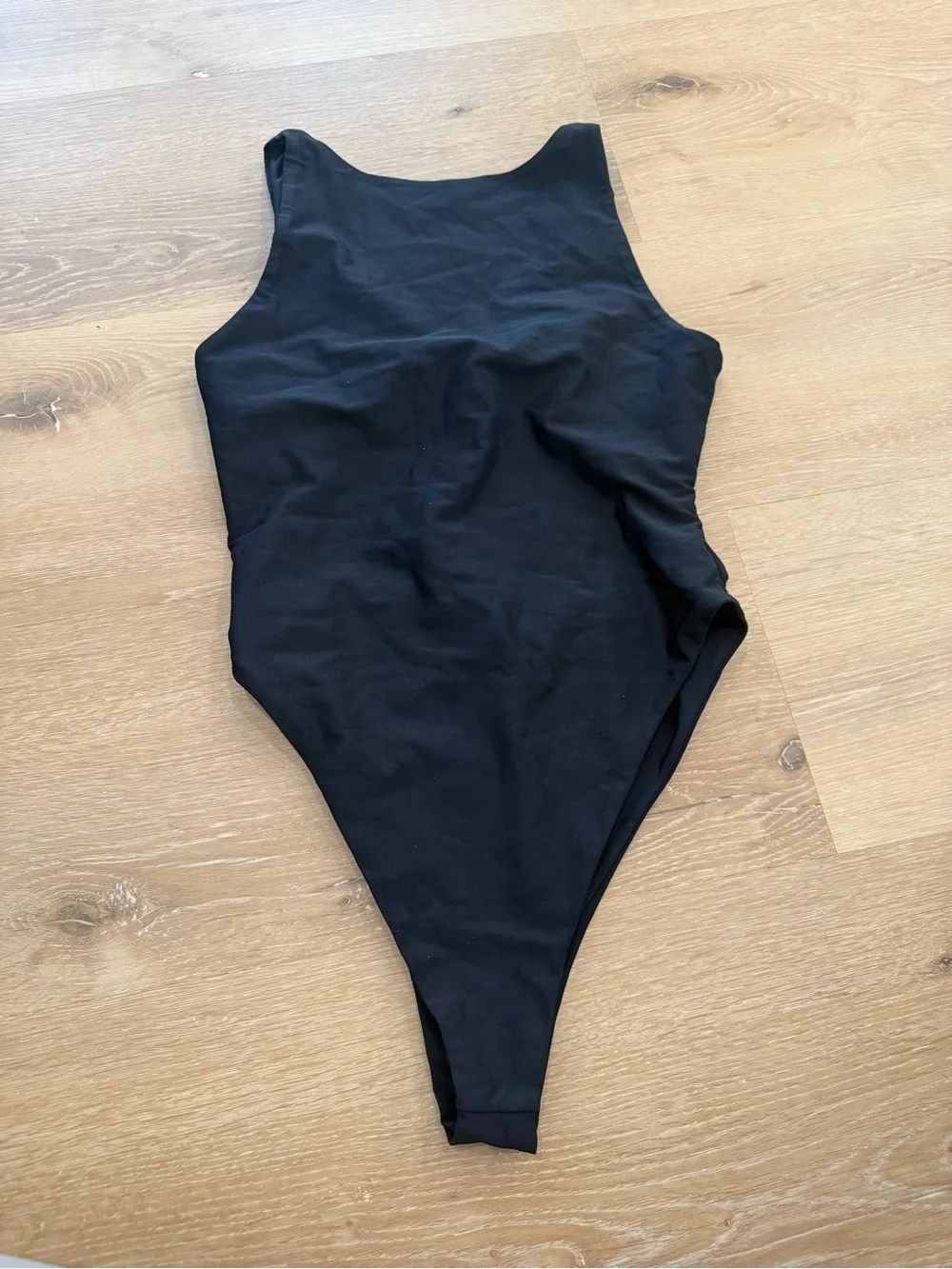 Sara swim comfortable black
